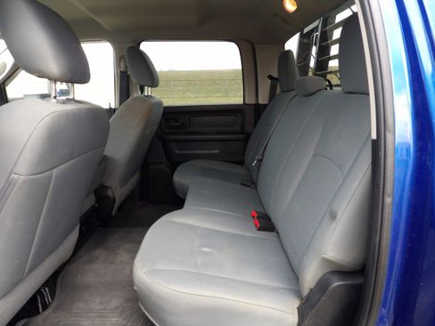 Used 2017 RAM 3500 Tradesman w/ Chrome Appearance Group image 10