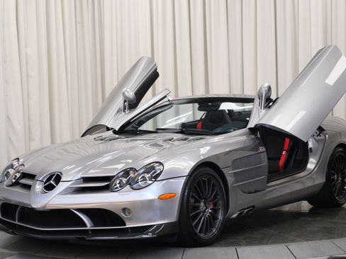 Used 2009 Mercedes-Benz SLR image 5