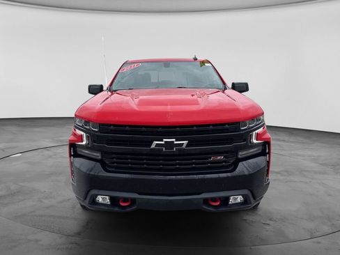 Used 2021 Chevrolet Silverado 1500 LT Trail Boss w/ Convenience Package II AWD/4WD image 2