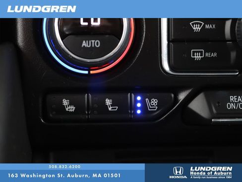 Used 2024 Chevrolet Tahoe High Country AWD/4WD image 26