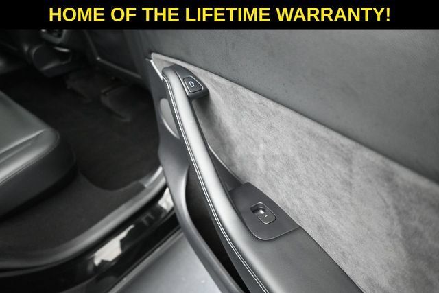 Used 2023 Tesla Model Y Long Range AWD/4WD image 57