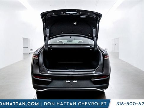 Used 2024 Toyota Crown XLE image 34