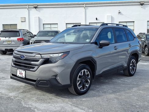 Certified 2025 Subaru Forester Premium image 3