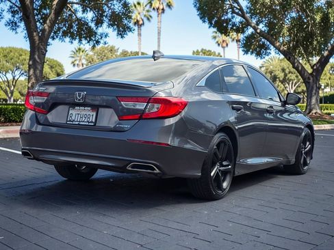 Used 2019 Honda Accord Sport image 7
