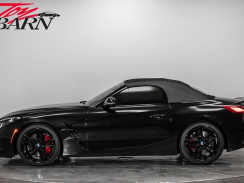 Used 2025 BMW Z4 M40i w/ Edition image 10