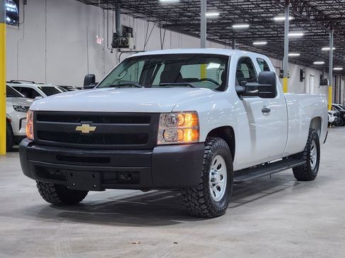 Used 2011 Chevrolet Silverado 1500 W/T image 5