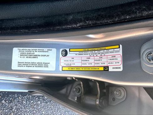 Used 2014 Chrysler 300 w/ Driver Convenience Group RWD image 6