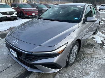 Certified 2025 Hyundai Elantra Blue