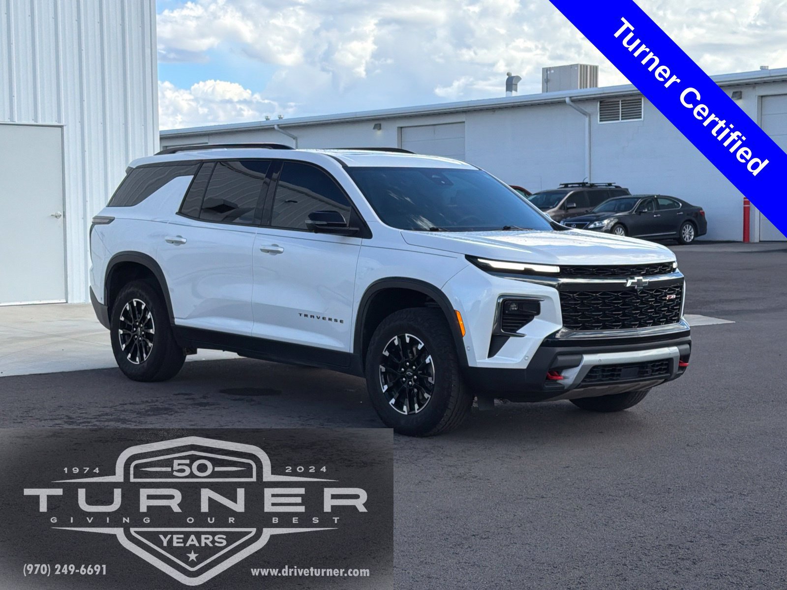 Used 2024 Chevrolet Traverse Z71 w/ Enhanced Driving Package AWD/4WD image 1