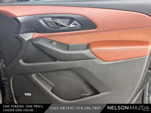 Used 2018 Chevrolet Traverse High Country AWD/4WD image 43