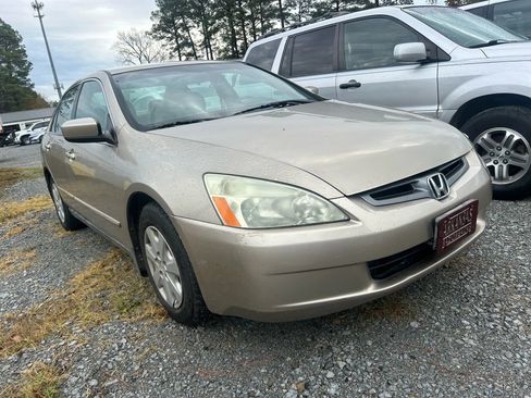 Used 2004 Honda Accord LX image 3