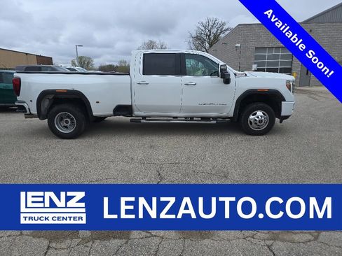 Used 2023 GMC Sierra 3500 Denali AWD/4WD image 1