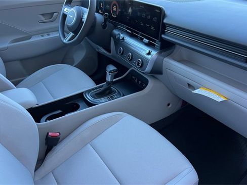 New 2026 Hyundai Kona SE image 16