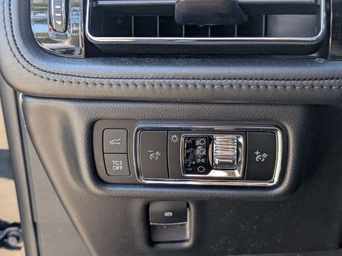 Certified 2023 Lincoln Nautilus Standard w/ Premium Package image 27