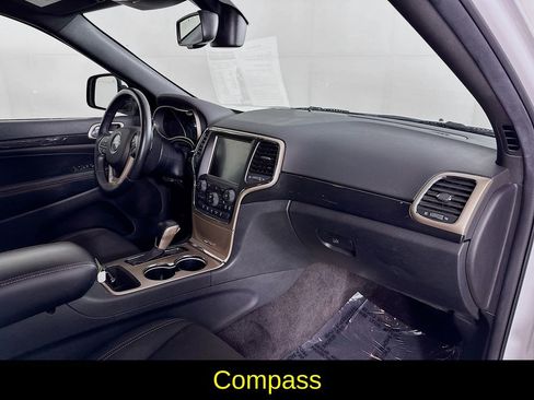 Used 2016 Jeep Grand Cherokee Laredo 75th Anniversary image 35