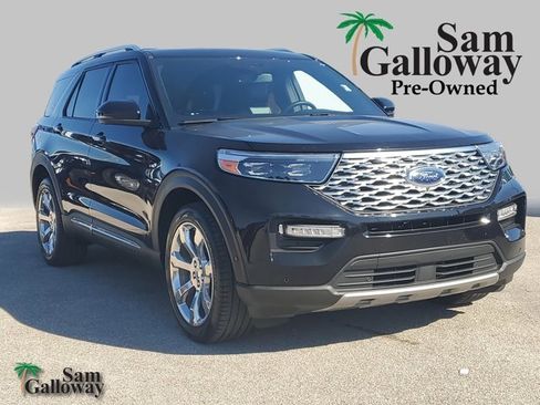 Used 2020 Ford Explorer Platinum w/ Premium Technology Package image 1