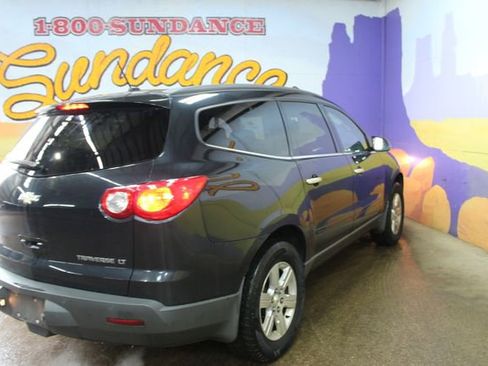 Used 2010 Chevrolet Traverse LT w/ Personal Connectivity Package image 8