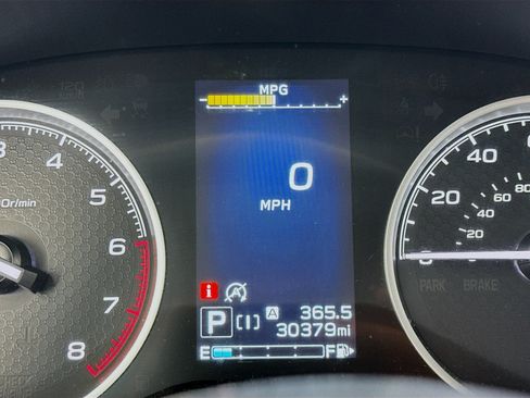 Used 2023 Subaru Forester Premium w/ Popular Package #2 AWD/4WD image 8
