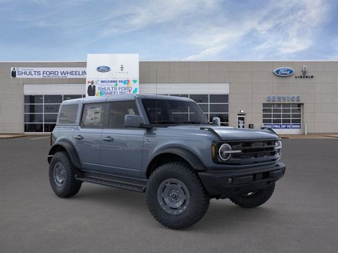New 2025 Ford Bronco Outer Banks w/ Sasquatch Package image 7