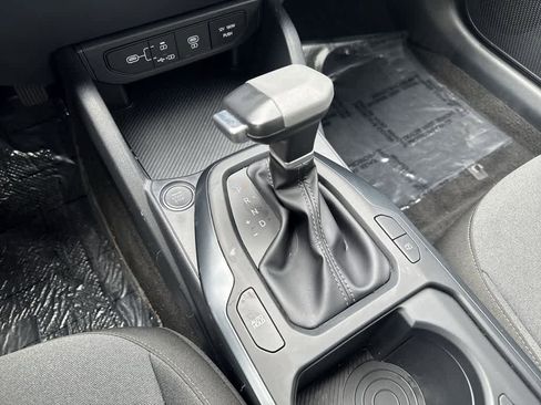 Used 2025 Kia K4 FWD image 19