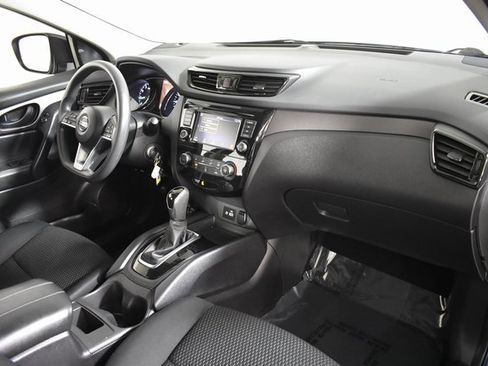 Certified 2022 Nissan Rogue Sport S image 31