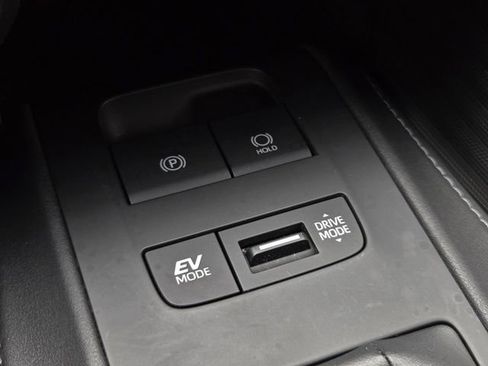Used 2024 Toyota Venza Limited AWD/4WD image 26
