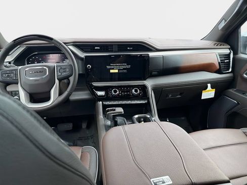 New 2026 GMC Sierra 1500 Denali w/ Technology Package AWD/4WD image 15