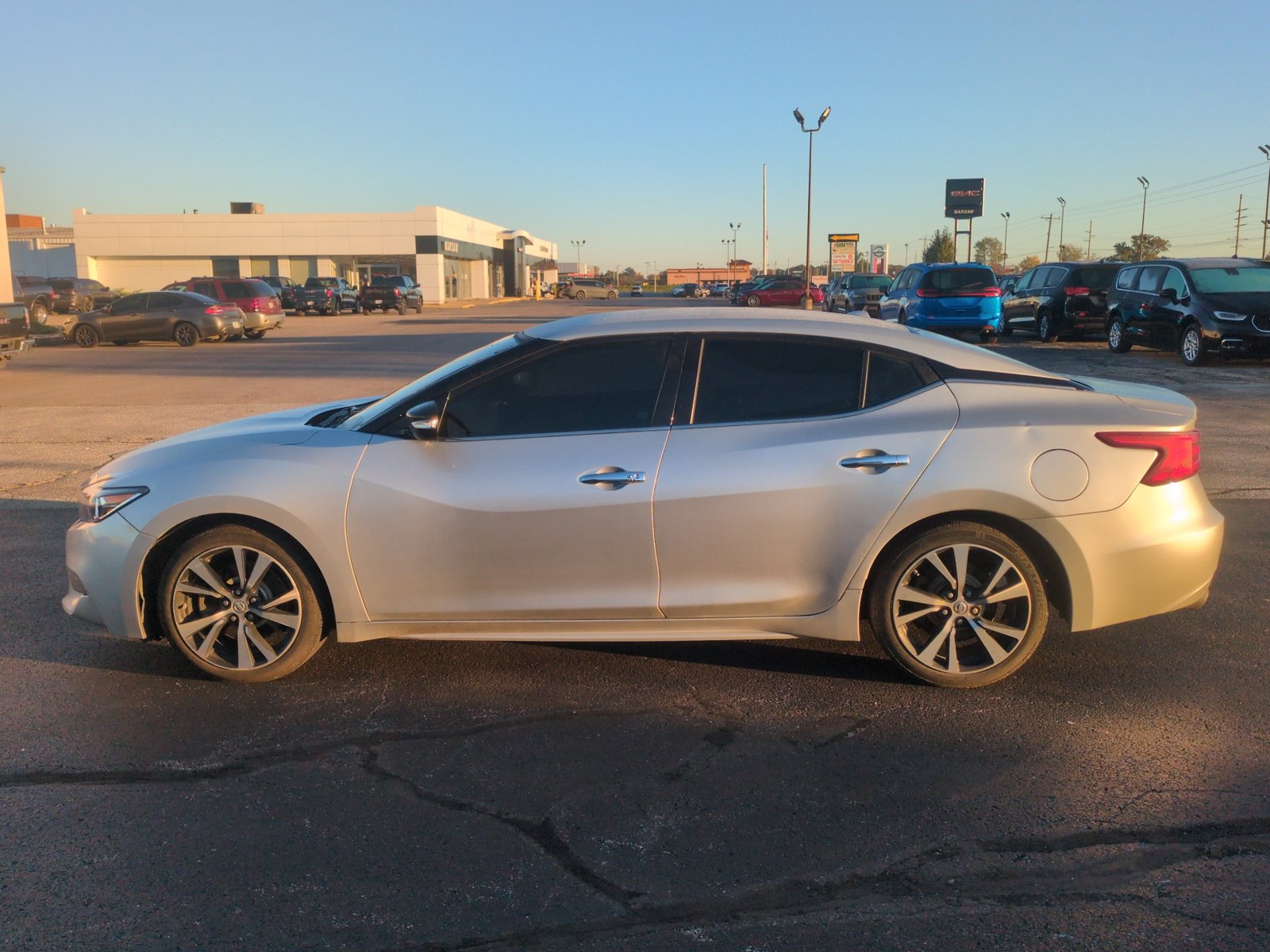 Used 2018 Nissan Maxima 3.5 SV FWD image 8