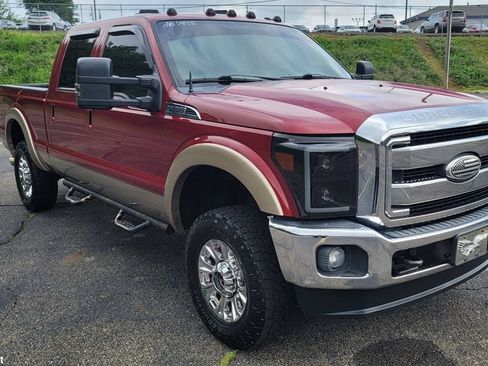Used 2014 Ford F250 Lariat w/ FX4 Off-Road Package AWD/4WD image 2