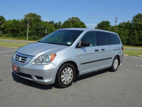 Used 2010 Honda Odyssey LX image 1