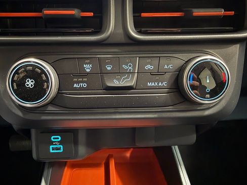 Used 2024 Ford Maverick XLT w/ Equipment Group 300A Standard image 16