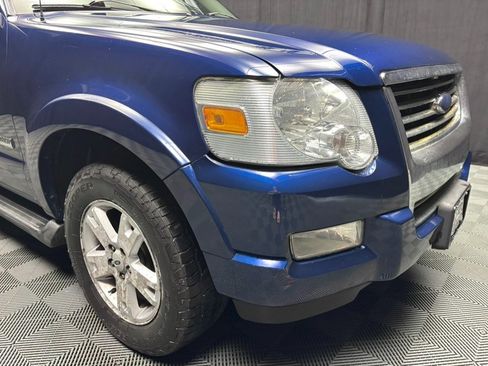 Used 2007 Ford Explorer XLT AWD/4WD image 11