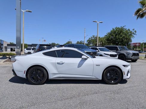 Used 2024 Ford Mustang GT RWD image 2