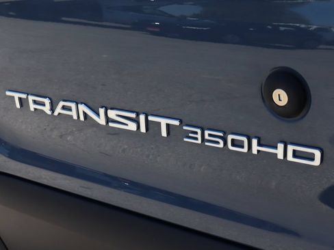 Used 2022 Ford Transit 350 DRW RWD image 39