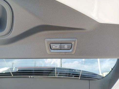 New 2026 BMW X5 xDrive50e AWD/4WD image 11