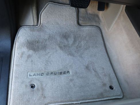 Used 2008 Toyota Land Cruiser image 76