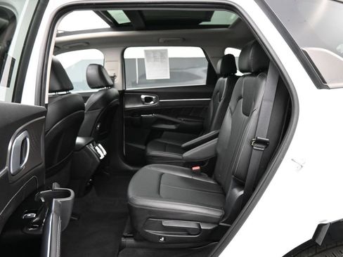 Used 2023 Kia Sorento SX FWD image 17