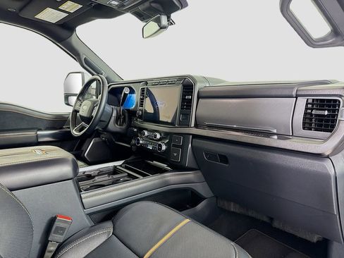 Used 2024 Ford F350 Platinum w/ FX4 Off-Road Package image 26