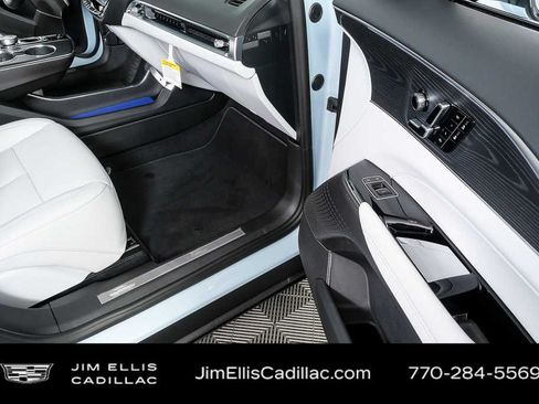 New 2026 Cadillac Lyriq Sport RWD image 24