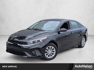 Used 2024 Kia Forte LX video 1