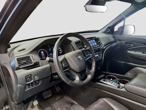 Used 2024 Honda Ridgeline Black Edition image 9