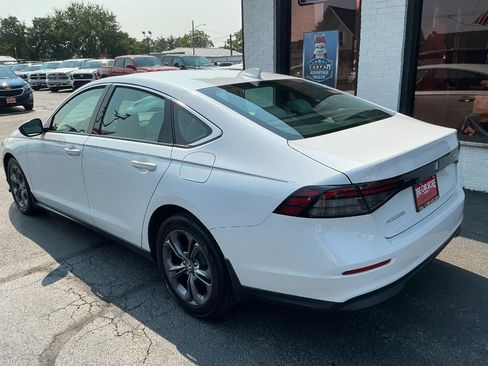 Used 2023 Honda Accord EX image 5