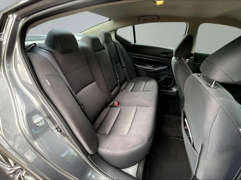 Used 2025 Nissan Altima 2.5 SV FWD image 23