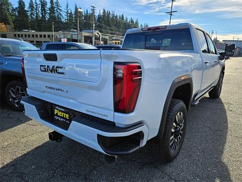 New 2026 GMC Sierra 2500 Denali Ultimate w/ Max Trailering Package image 4