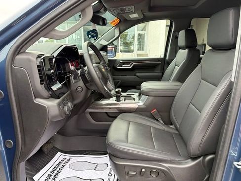 Certified 2024 Chevrolet Silverado 1500 LTZ w/ LTZ Premium Package AWD/4WD image 13
