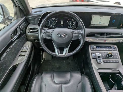 Used 2022 Hyundai Palisade Calligraphy image 17