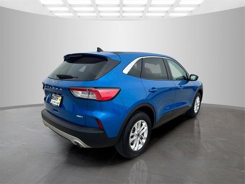 Used 2020 Ford Escape SE image 8