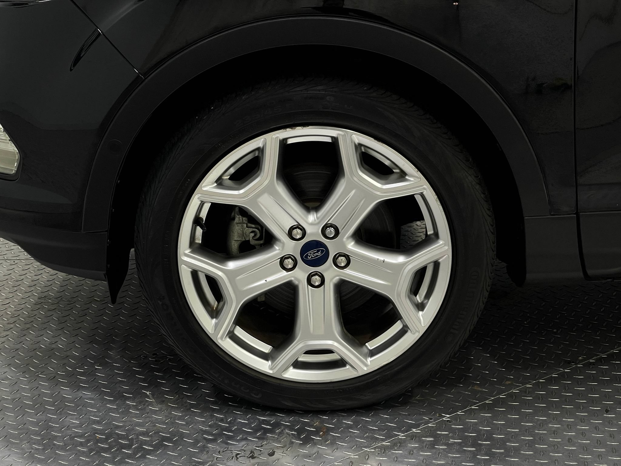 Used 2019 Ford Escape Titanium FWD image 35