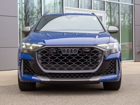 Used 2025 Audi RS Q8 performance AWD/4WD image 2