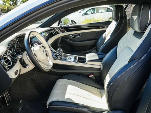 Used 2024 Bentley Continental GT V8 AWD/4WD image 20